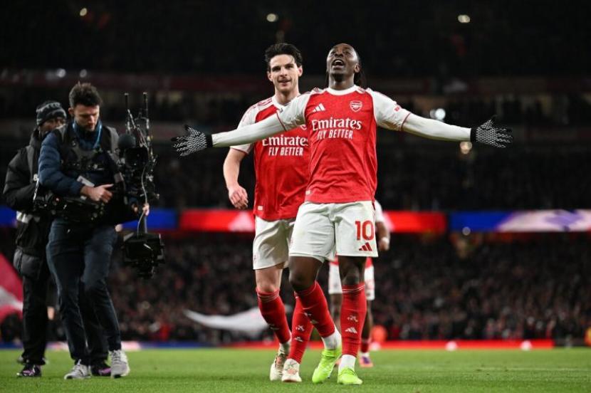 Arsenal libas Tottenham dengan skor 4-1, Eberechi Eze cetak hattrick.