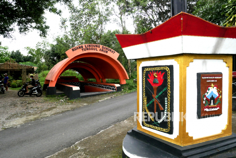 Lokasi tempat ruang lindung darurat (Rulinda) atau bunker di Dusun Tunggularum, Turi, Sleman, Yogyakarta, Rabu (11/11). 
