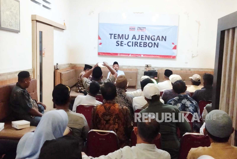 Relawan untuk Majukan Indonesia (RUMI) dan menyatakan siap memenangkan calon presiden dan wakil presiden nomor urut 2, Prabowo Subianto-Gibran Rakabuming Raka, Rabu (17/1/2024). 