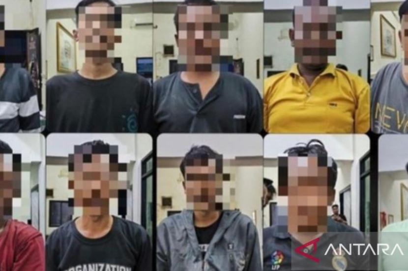 Polisi Tangkap 10 Pelaku Judi Sabung Ayam di Banyuasin