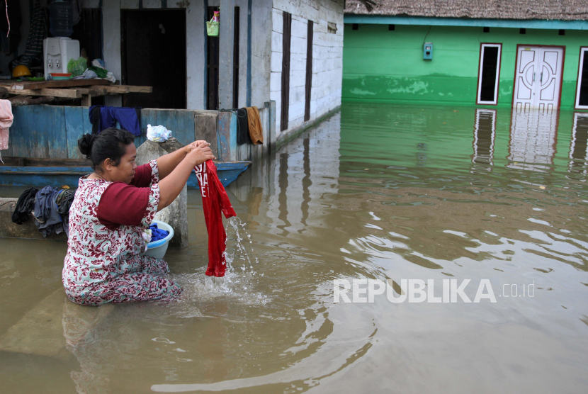 Badan Penanggulangan Bencana Daerah (BPBD) Gorontalo mencatat tiga kecamatan, yakni Asparaga, Boliyohuto, dan Bilato, di Kabupaten Gorontalo, Provinsi Gorontalo, terendam banjir (Foto: ilustrasi banjir)