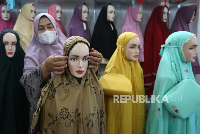 Saskara Luncurkan Seri Pertama Mukena Nusantara - Vimarsana News