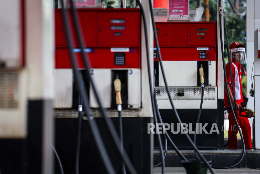 SPBU (ilustrasi). Pemprov Riau akan mengajukan penambahan alokasi BBM kepada BPH Migas.