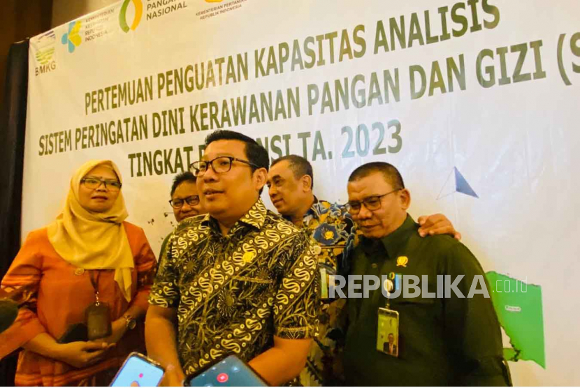 Kepala Badan Pangan Nasional, Arief Prasetyo Adi, memberikan pernyataan terkait sistem peringatan dini kerawanan pangan dan gizi di Kota Bogor, Kamis (20/7/2023). 