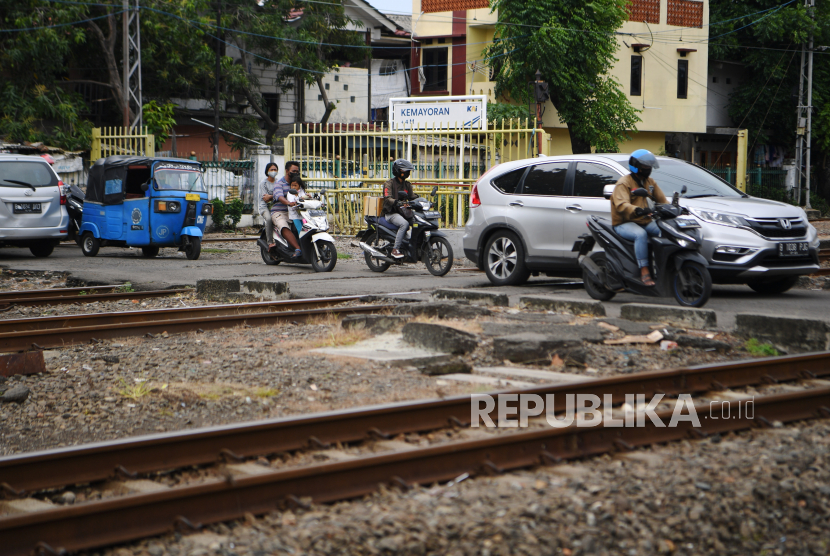 Ibu dan balita Tewas Tertabrak Kereta Api di Malang (ilustrasi).