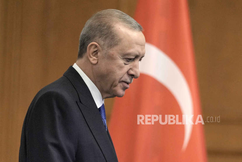 Presiden Turki Recep Tayyip Erdogan mengatakan kita akan melakukan segala daya upaya kita untuk memastikan kejahatan ini dihukum secara setimpal