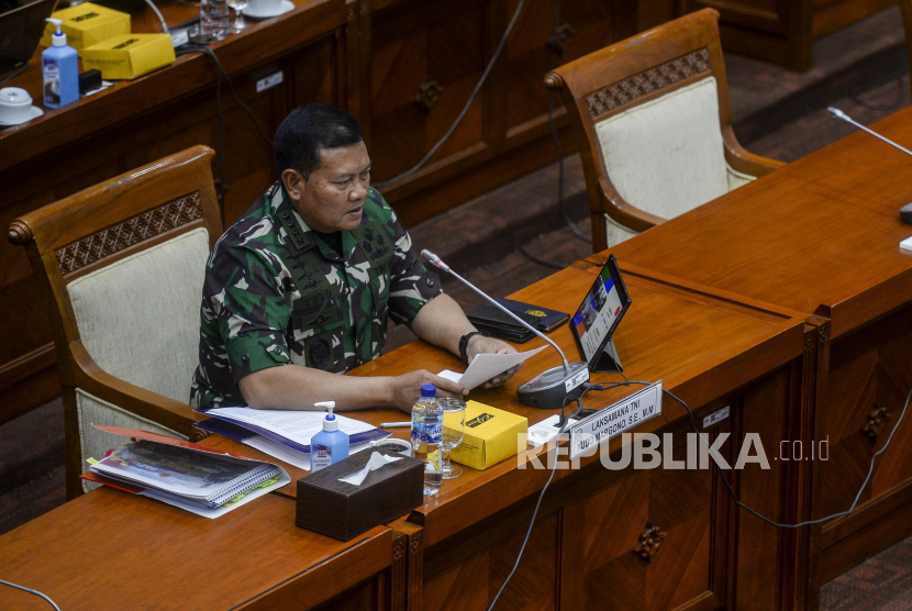 Komisi I DPR RI menyatakan Yudo Margono lulus fit and proper test Panglima TNI, Jumat (2/12/2022).
