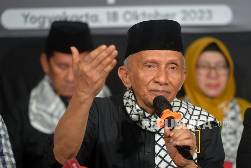 Ketua Majelis Syura Partai Ummat, Muhammad Amien Rais dikabarkan meninggal dunia. 