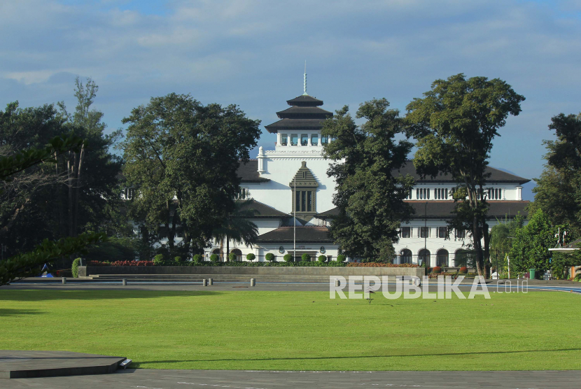 Suasana Lapangan Gasibu, di kawasan Gedung Sate, Kota Bandung. (ilustrasi)