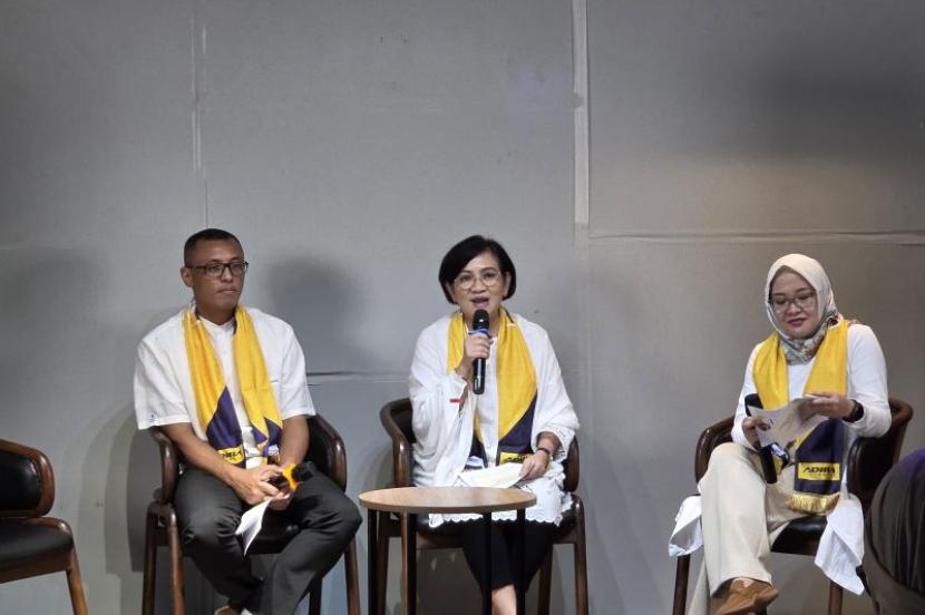 Program Umrah Adira Finance Tingkatkan Retensi Pelanggan 35 Persen