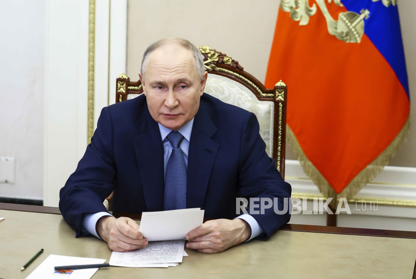 Presiden Rusia Vladimir Putin. DI situs web Kremlin, Putin menyatakan ucapan selamatnya kepada Prabowo Subianto yang raih suara di atas 50 persen berdasarkan hasil penghitungan cepat Pilpres.