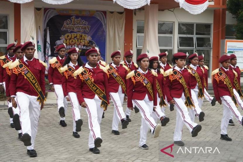 Pemkab Mimika ajak masyarakat dukung Program Sekolah Rakyat.