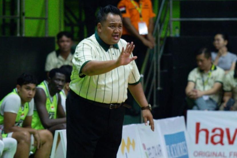 Pacific Caesar perpanjang kontrak Andika Supriadi sebagai pelatih.
