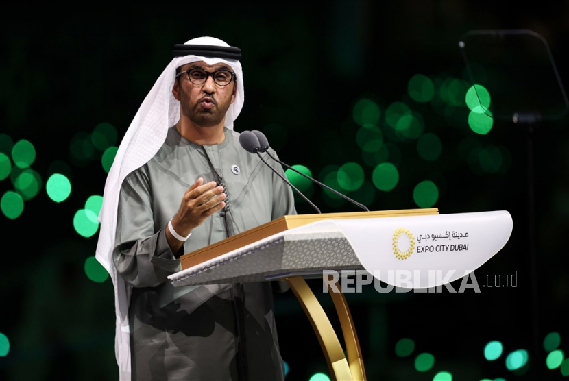 Perusahaan minyak ADNOC Group, milik Presiden COP28, Sultan Ahmed Al Jaber, diperkirakan melepaskan sekitar 3.430 juta ton karbon dioksida antara tahun 2023-2030, (ilustrasi).