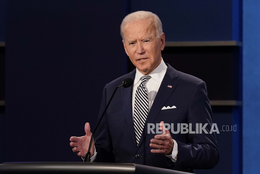  Capres AS dari Partai Demokrat Joe Biden memulai debat pertama pemilihan umum AS yang digelar di Case Western Reserve University, Cleveland, AS, Rabu (30/9) WIB.