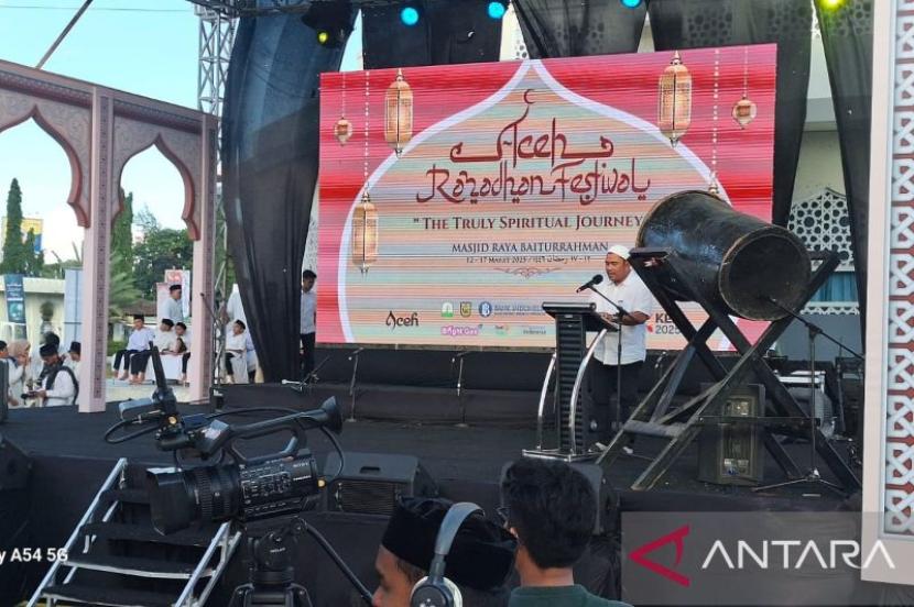 Disbudpar Aceh tingkatkan kualitas destinasi pertahankan kunjungan.