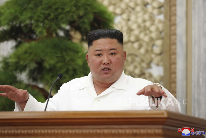 Pemimpin Korea Utara Kim Jong Un. Korut akan mengadakan pleno Partai Buruh untuk mengatasi permasalahan ekonomi. Ilustrasi.