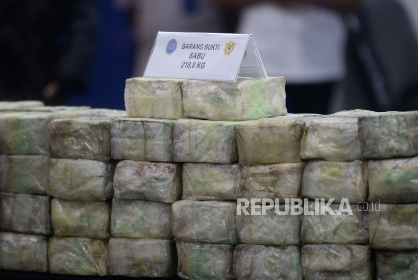 Sejumlah barang bukti narkotika jenis sabu diperlihatkan saat rilis di kantor BNN, Jakarta (ilustrasi).