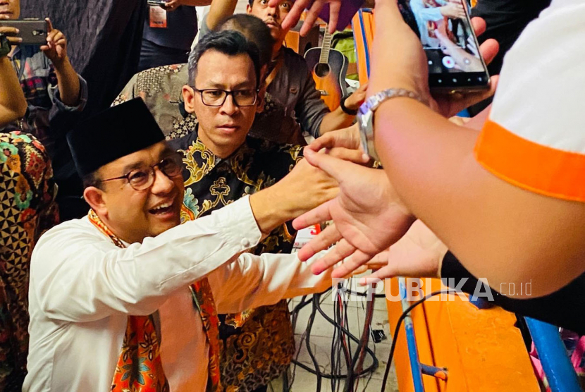 Bakal calon presiden (capres) Anies Baswedan menghadiri acara Halal Bihalal Partai Keadilan Sejahtera (PKS) Kota Bogor, yang digelar di GOR Pajajaran, Kota Bogor, Jawa Barat, Ahad (11/6/2023).