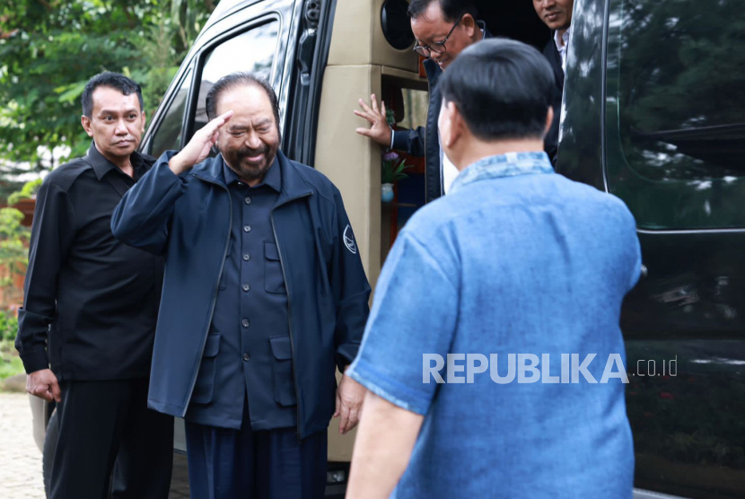 Ketua Umum Partai Nasdem, Surya Paloh menemui Ketua Umum Partai Gerindra, Prabowo Subianto di Padepokan Garuda Yaksa, Kabupaten Bogor, Ahad (5/3). (Partai Gerindra).