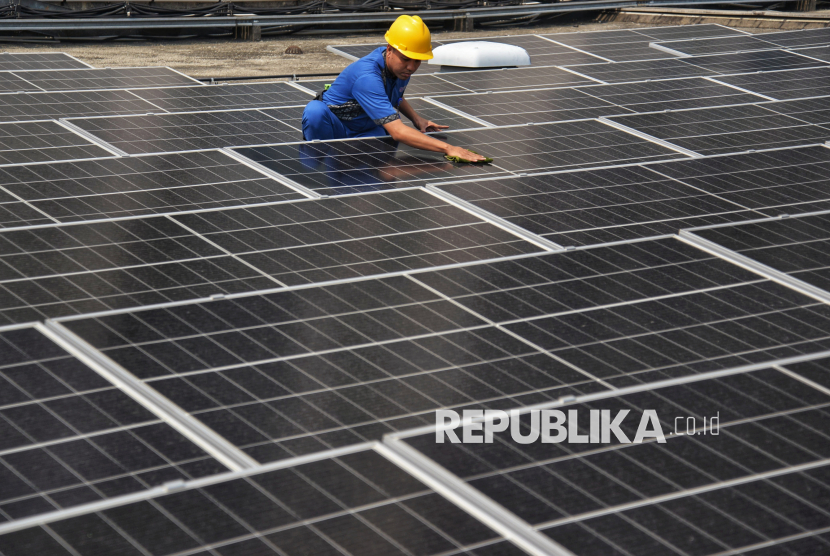 PLN ingin memastikan setiap anak Indonesia memiliki akses yang sama terhadap energi dan ilmu pengetahuan. (ilustrasi)
