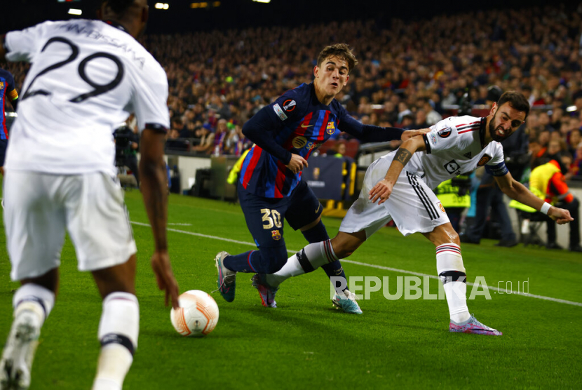 Duel Manchester United vs Barcelona pada leg pertama playoff 16 besar Liga Europa.