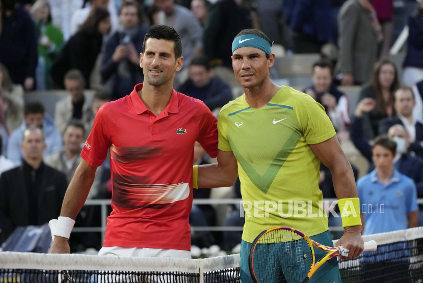Petenis Serbia Novak Djokovic, kiri, dan petenis Spanyol Rafael Nadal. Rafael Nadal, Novak Djokovic, Roger Federer, dan Andy Murray akan megikuti Laver Cup di London. Ilustrasi.