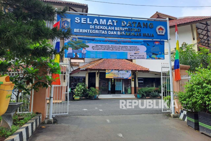 Gedung SMAN 81, Kelurahan Cipinang Melayu, Kecamatan Makasar, Jakarta Timur, Rabu (12/7/2023). 