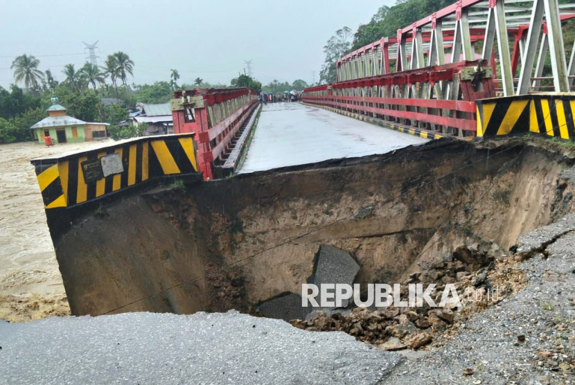 Siklon Tropis Senyar, Si Biang Penyebab Bencana Banjir dan Longsor di Sumut