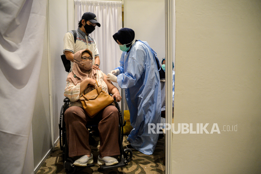 Hingga kini, vaksinasi Covid-19 lansia di Bogor baru mencapai tujuh persen (Foto: ilustrasi)