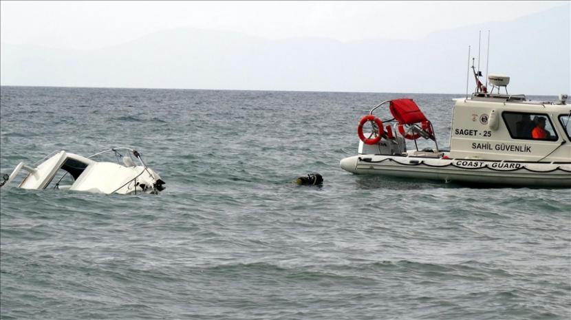 Sedikitnya 39 migran ilegal tewas pada Kamis (19/8), ketika perahu yang membawa mereka tenggelam di lepas pantai Kepulauan Canary Spanyol.