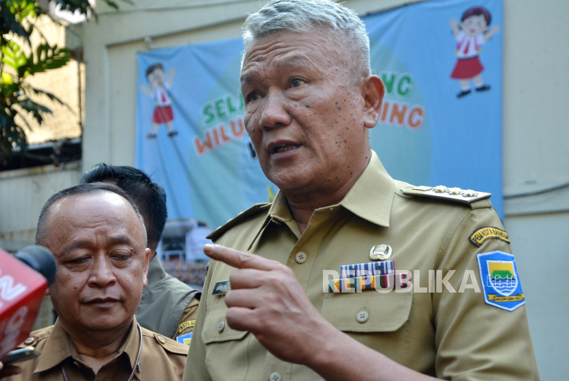 Kepala DBMPR Jabar, Bambang Tirtoyuliono 