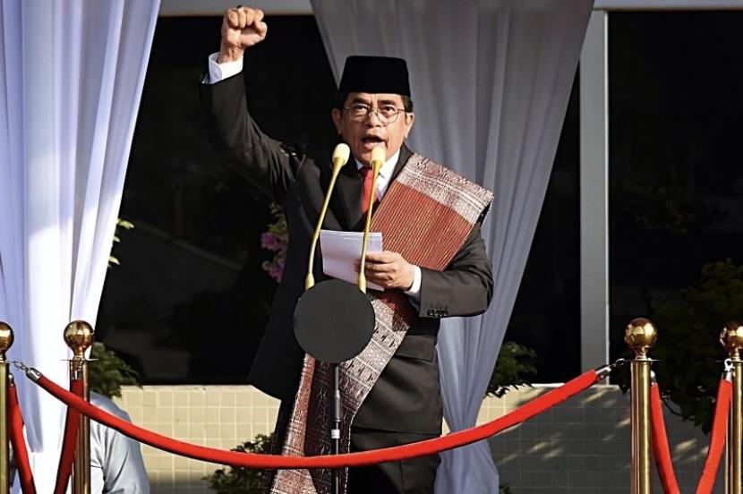 Sekjen DPR Ajak ASN Jaga Semangat Gotong Royong