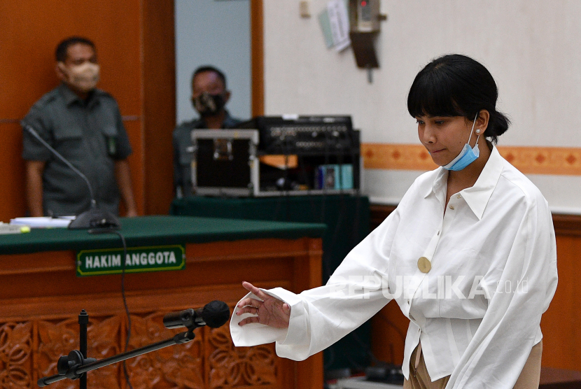 Terpidana kasus kepemilikan narkoba Vanesza Adzania alias Vanessa Angel kini tengah menjalani masa tahanan di Rutan Pondok Bambu, Jakarta Timur.