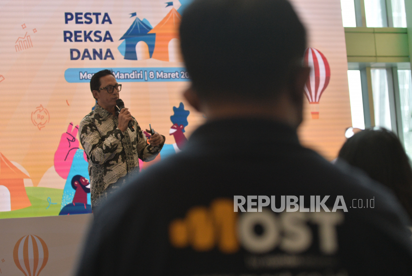 Direktur Utama Mandiri Sekuritas Oki Ramadhana. PT Mandiri Sekuritas, perusahaan anak dari Bank Mandiri, meluncurkan MOST Priority, layanan eksklusif untuk para nasabah individu prioritas Mandiri Online Securities Trading (MOST) di Jakarta yang jumlahnya berpotensi meningkat.
