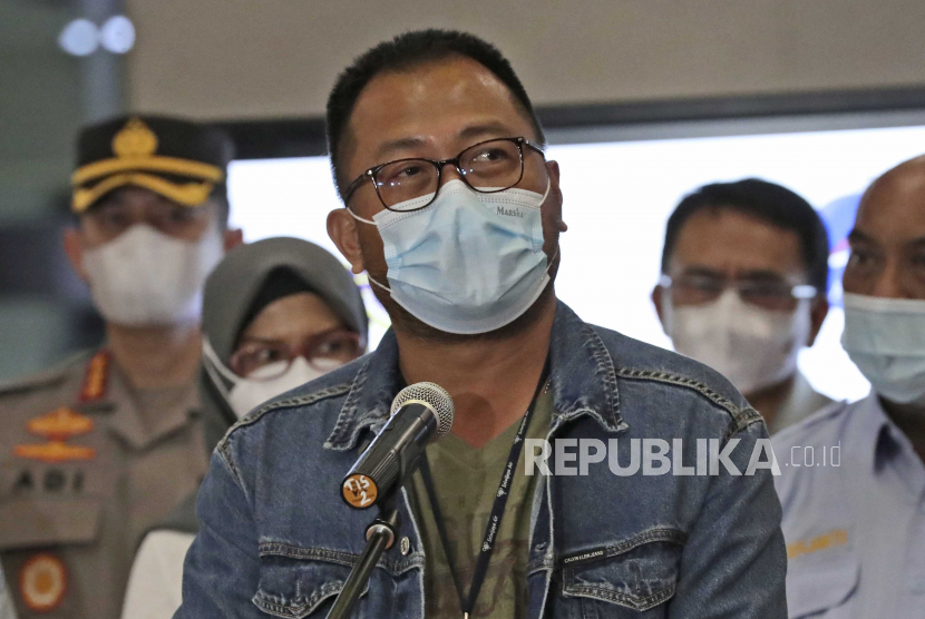  Direktur Utama Sriwijaya Air Jefferson Irwin Jauwena berbicara kepada media saat jumpa pers di Bandara Internasional Soekarno-Hatta Tangerang, Indonesia