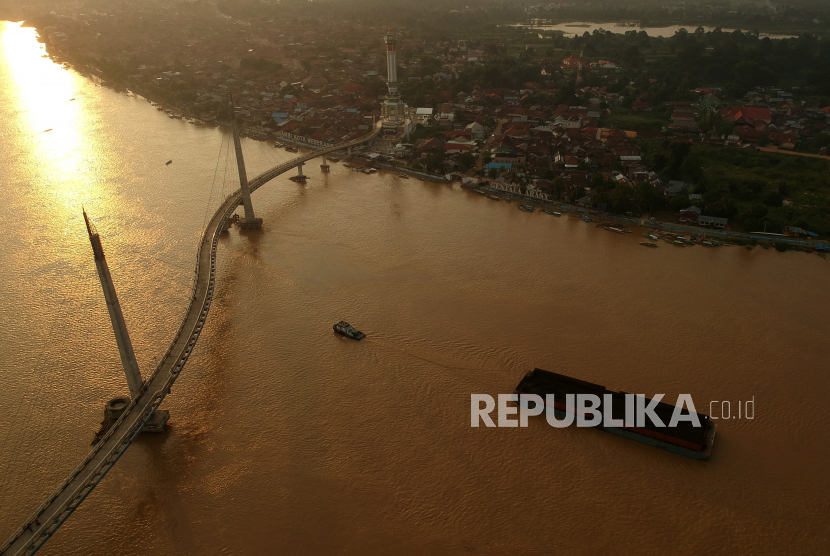 Sungai Batanghari di Jambi.