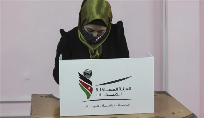 UE secara konsisten mendukung dan mendanai Komisi Pemilihan Umum Palestina untuk mempersiapkan penyelenggaraan pemilu yang bebas, adil, dan inklusif - Anadolu Agency