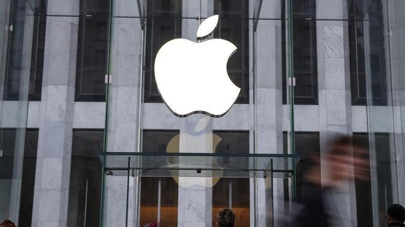 Saham Apple menembus USD 182,88 yang membawa nilai valuasinya mencapai USD 3 triliun.