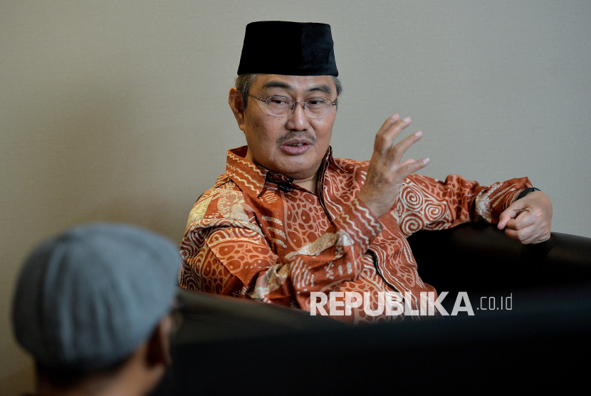 'Polisi, Hakim, Advokat, Kejaksaan, KPK; Ini Bermasalah Semua'