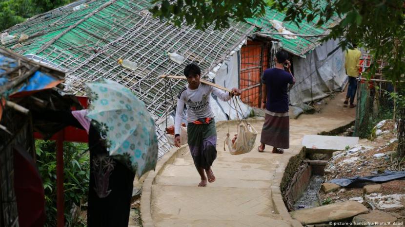 Bangladesh Relokasi Pengungsi Rohingya ke Pulau Tak Berpenghuni