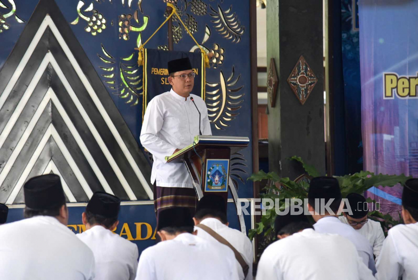 Wakil Bupati Sleman, Danang Maharsa menghadiri acara khotmil Quran di pendopo rumah dinas Bupati Sleman, Jumat (12/5/2023). 