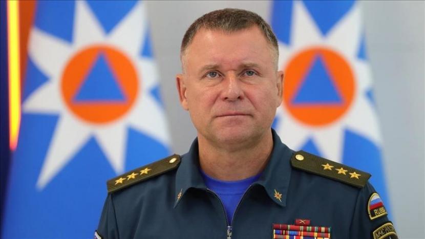 Kementerian Darurat Rusia melaporkan pada Rabu bahwa menterinya, Evgeny Zinichev, meninggal dunia saat menyelamatkan nyawa orang lain dalam sebuah latihan di Norilsk, kota paling utara di dunia.