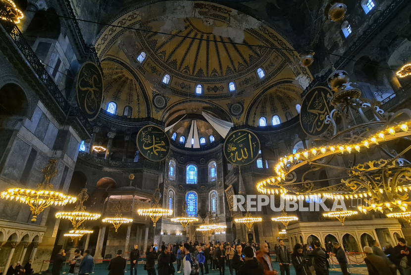 Masjid Hagia Sophia di Istanbul, Turki (ilustrasi). Mahfud MD memuji keindahan arsitektur Masjid Hagia Sophia 