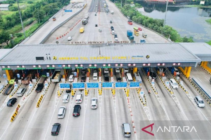 JTT antisipasi kepadatan di Tol Trans Jawa saat libur Maulid Nabi.