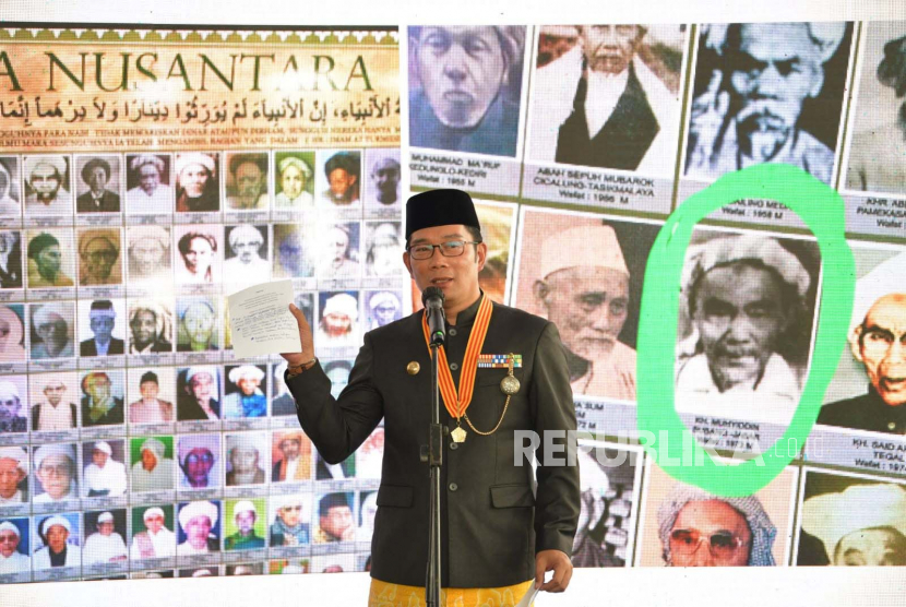 Gubernur Jawa Barat Ridwan Kamil menghadiri Grand Launching Klinik Pratama Ramah Lansia Inggit Garnasih di Jalan Flores, Kota Bandung, Kamis (20/7/2023).