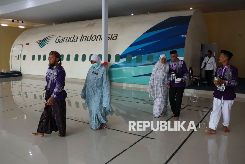Kemenag Ingatkan Jamaah Haji tak Bawa Barang Ini di Pesawat