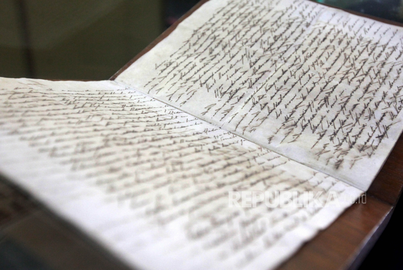 Tulisan tangan RA KArtini yang tersimpan di Museum RA Kartini, di Rembang, Jawa Tengah.