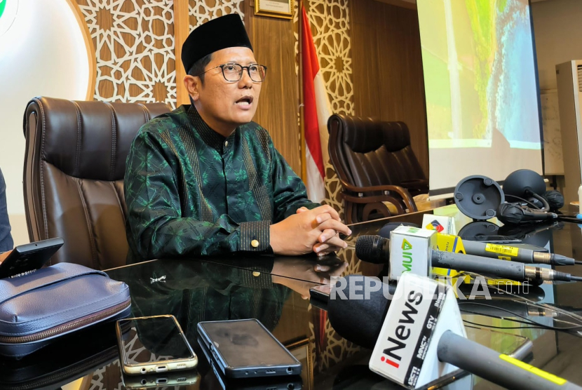 Ketua MUI Bidang Dakwah dan Ukhuwah, KH Muhammad Cholil Nafis menyatakan eksplorasi alam diperbolehkan dengan syarat dan ketentuan tertentu 