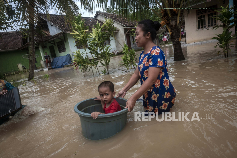 Tiga kecamatan saat ini terdampak banjir di Kota Makassar, Sulawesi Selatan.